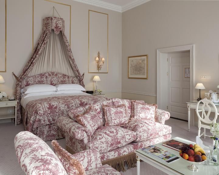 The Merrion Hotel - Ireland Chauffeur Travel