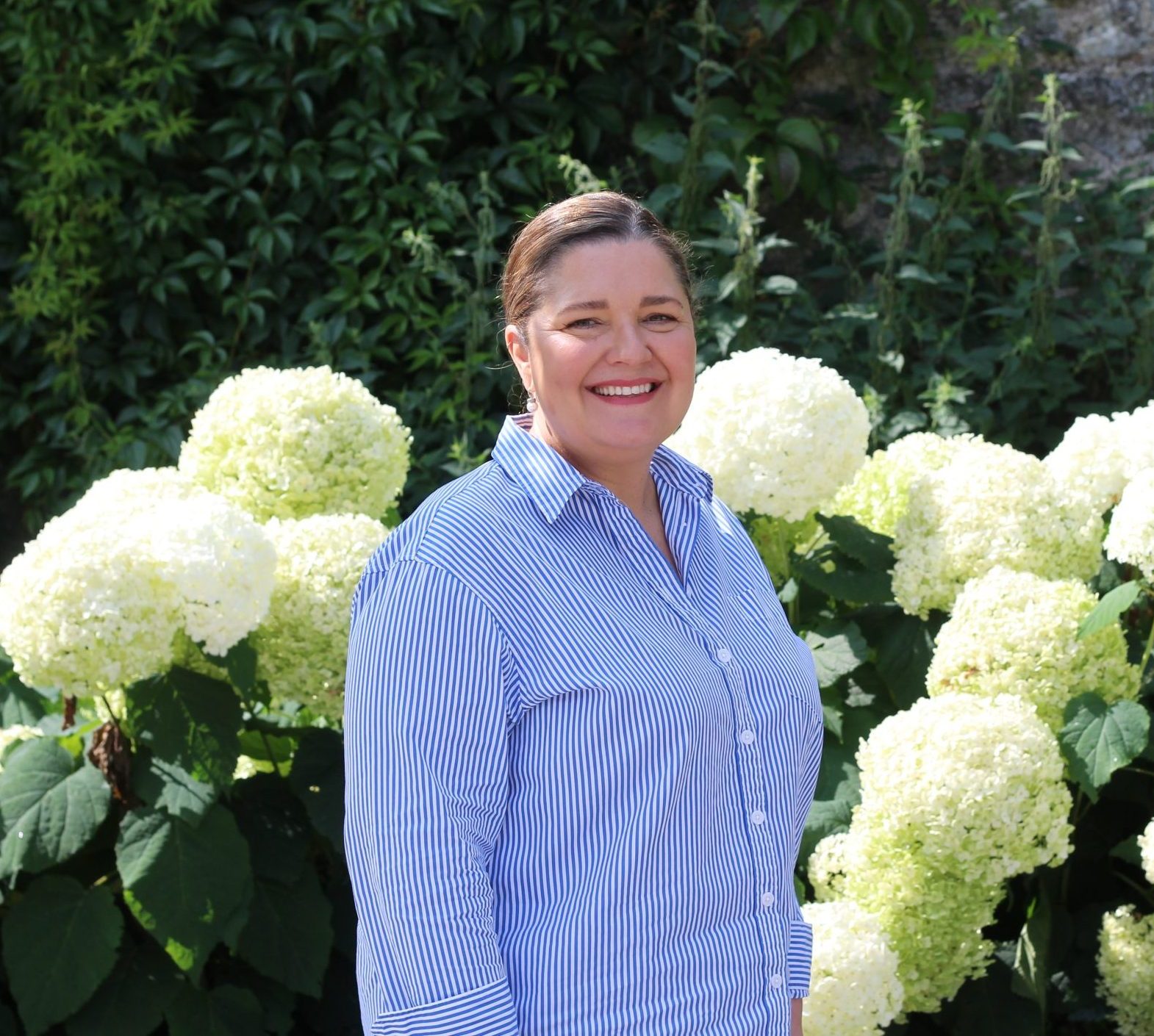Jayne McConnon | Tour Consultant | Ireland Chauffeur Travel